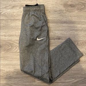 Nike boys dri fit warm up jogger training pants XL
